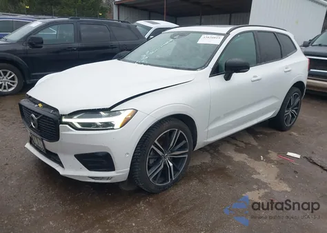 2021 Volvo Xc60 T6 R-Design z USA, uszkodzony, nr VIN YV4A22RM0M1740080